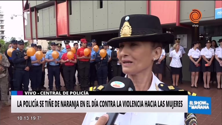 La Jefatura se tiñe de naranja contra la violencia de género