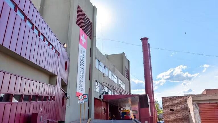 La joven de 24 años fue derivada al Hospital de Urgencias, donde quedó internada.