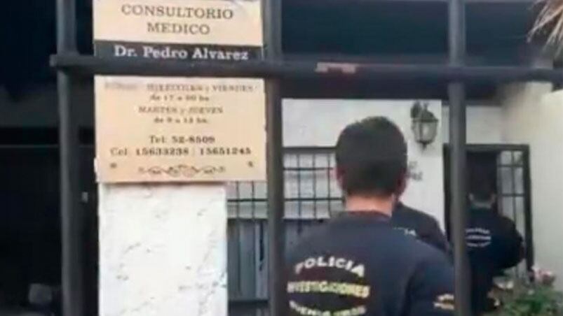 La joven de Necochea habría sido adormecida por el ginecólogo violador.