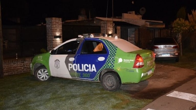 La joven dijo además que su papá puede escuchar la frecuencia policial.