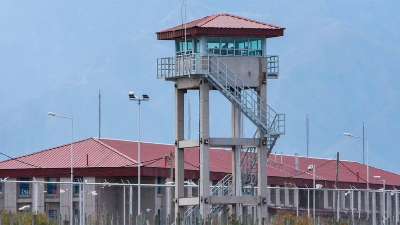 La joven está detenida en la cárcel de Cacheuta.