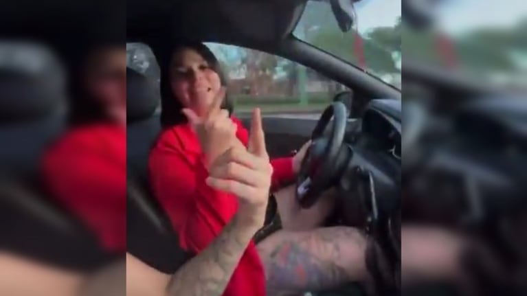 La joven fue escrachada y realizó un descargo en sus cuentas.