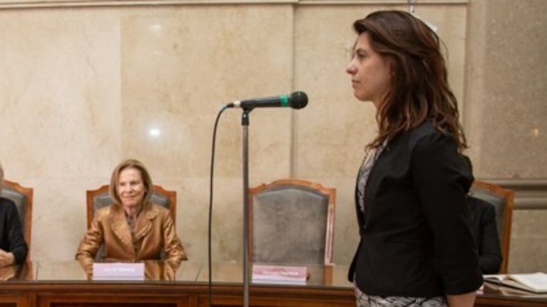La jueza recibió duros cuestionamientos luego de su determinación.