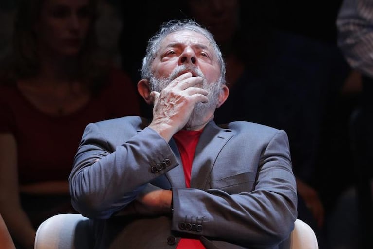 La Justicia de Brasil ordenó la detención de Lula da Silva