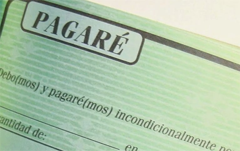 La Justicia ordenó a una persona ciega pagar una deuda pese a que negó la firma: el fallo