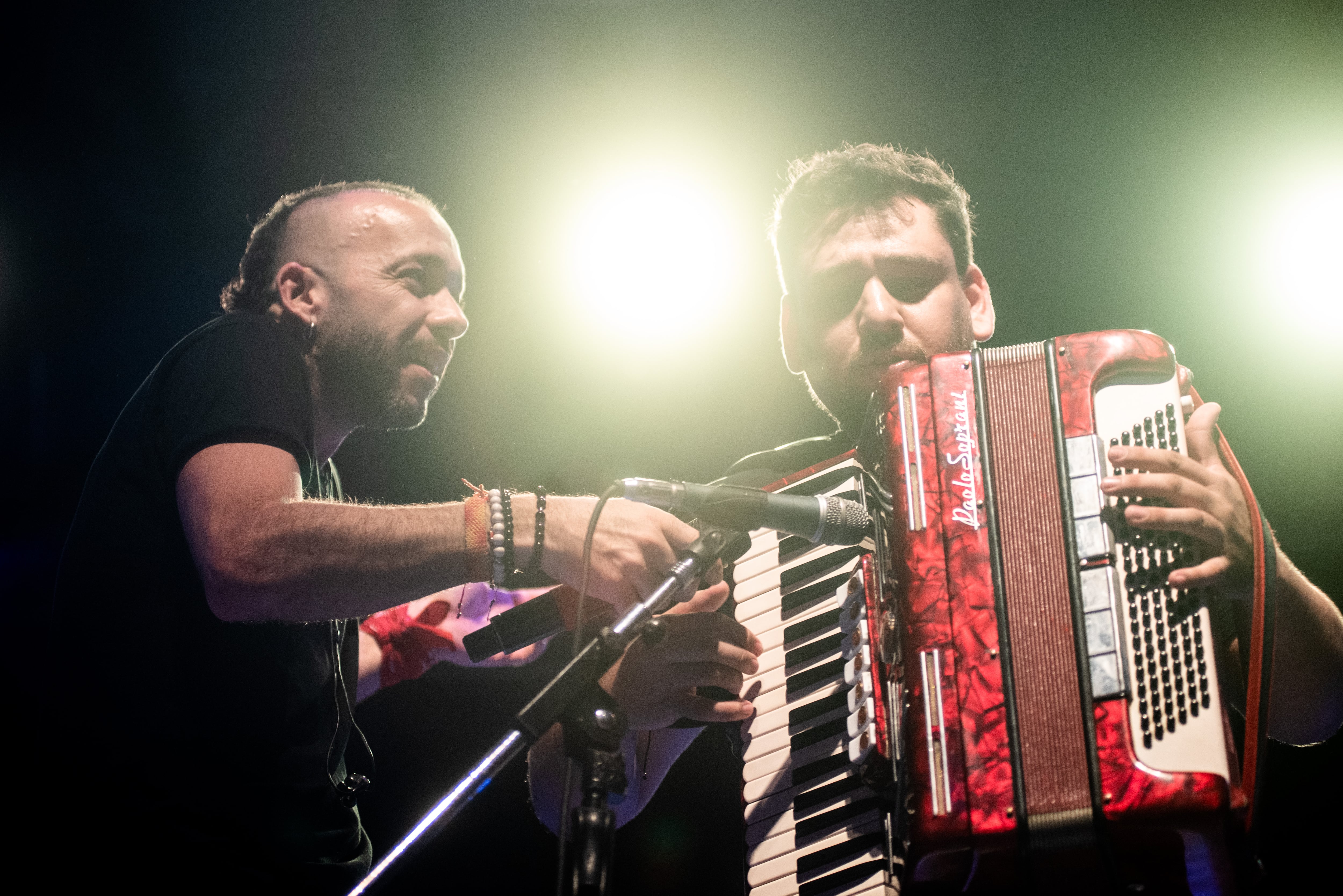 La Konga brilló en su último show antes de las vacaciones. Foto: @chofiiperez. 