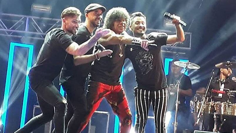 La Konga junto a La Mona en el 15º aniversario de la banda.