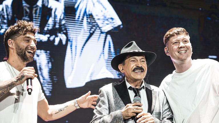 La Konga presentó "Adicto" en vivo junto a Emanero y Antonio Ríos