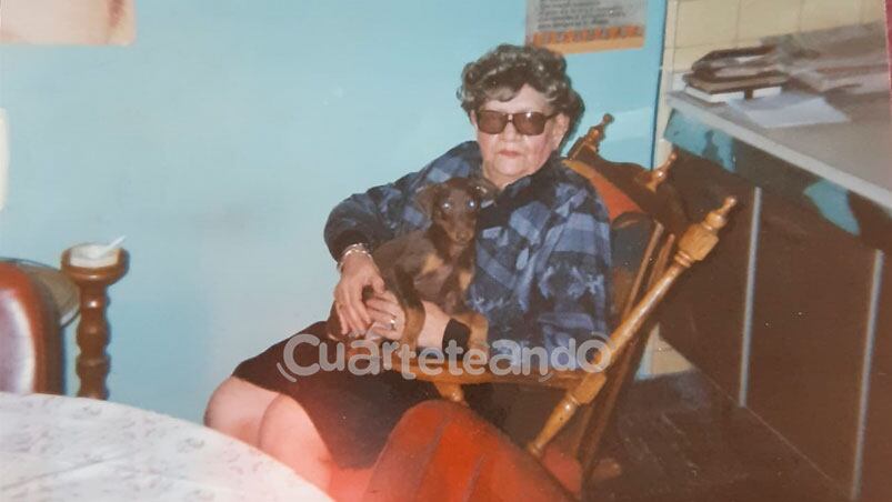 La Leo, en casa.
