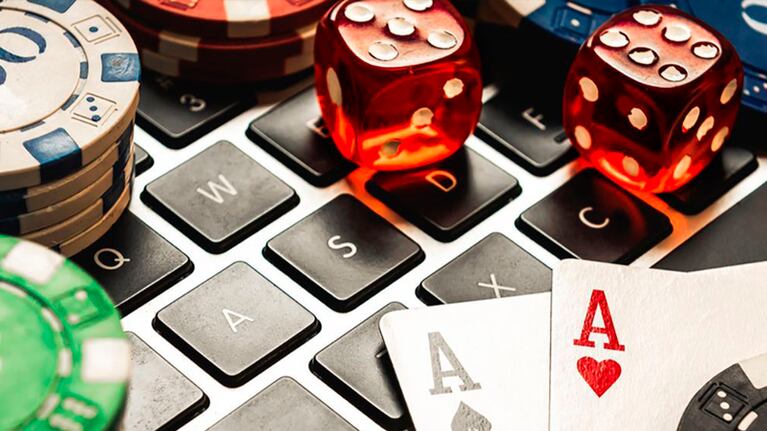 La ley autoriza y regula las apuestas online.