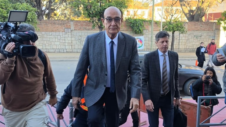 La llegada del ex legislador a tribunales. Foto: El Doce.
