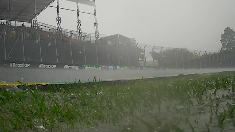 La lluvia complicó la clasificación del GP de Brasil. (Foto: X/@F1).