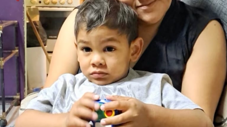 La madrastra de Ángel afirmó que la madre lo torturaba: el dato preocupante que reveló la autopsia