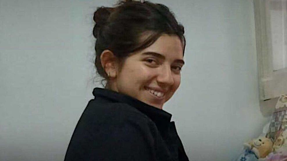 La madre la joven anunció el hallazgo.