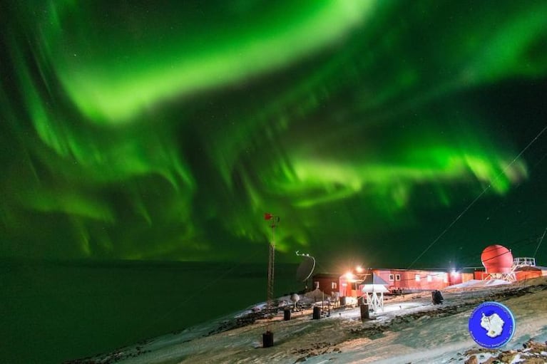 La magnífica aurora polar en la Antártida argentina