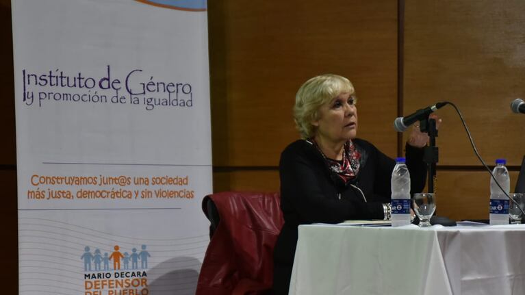 La mamá denuncio que en el jardín el profesor les hacía cosquillas en sus partes íntimas.