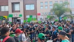 La manifestación frente a la sede gremial.