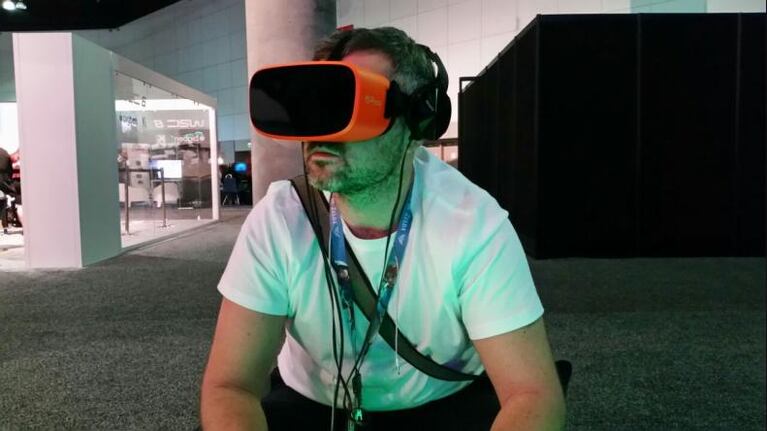 La Mano Touch probó los lentes de realidad virtual.