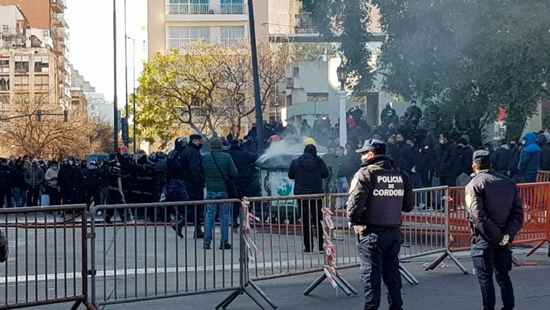 La marcha de UTA terminó con incidentes.