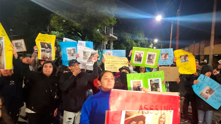 La marcha pidiendo justicia por el joven asesinado a la salida de una fiesta en barrio San Martín.