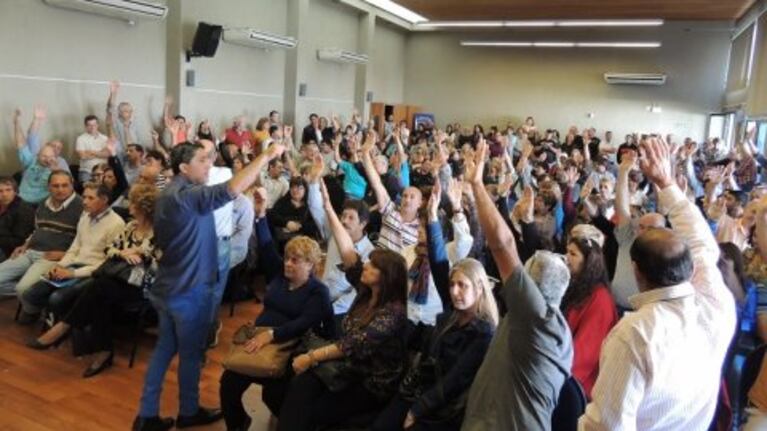 La mayoría de los delegados docentes dio el sí.