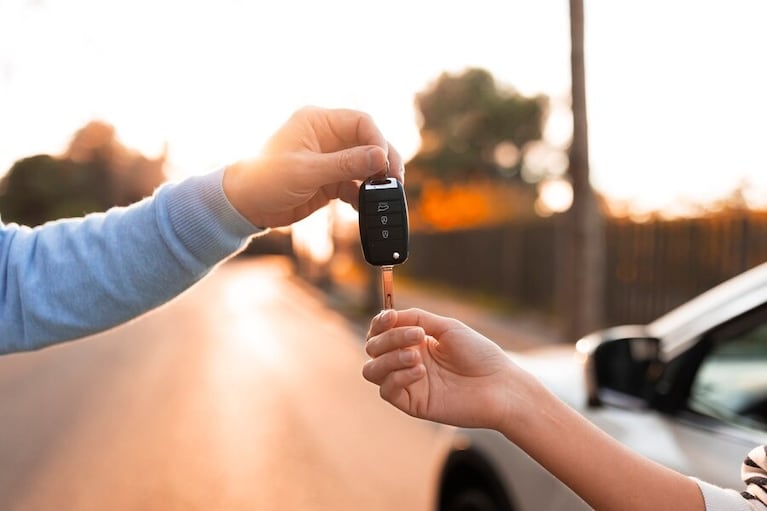 La mejor manera de vender tu auto sin costo