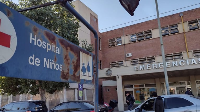 La menor se recupera en el Hospital de Niños.