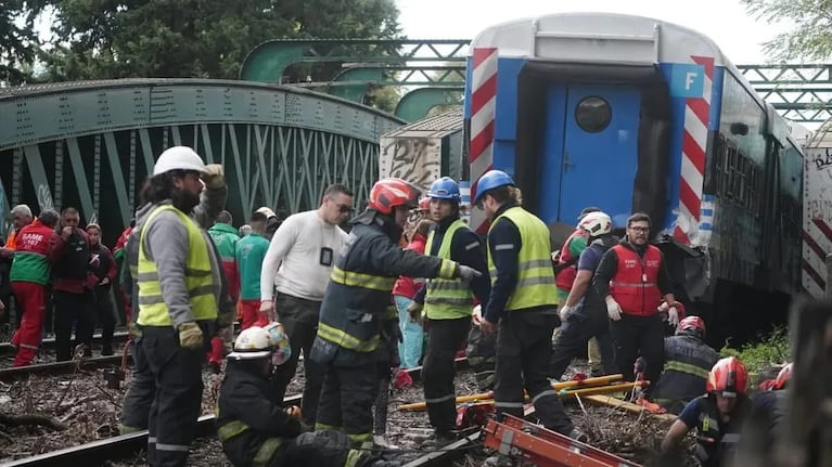 La milagrosa sugerencia de una nieta a su abuela que les salvó la vida en el choque de trenes en Palermo