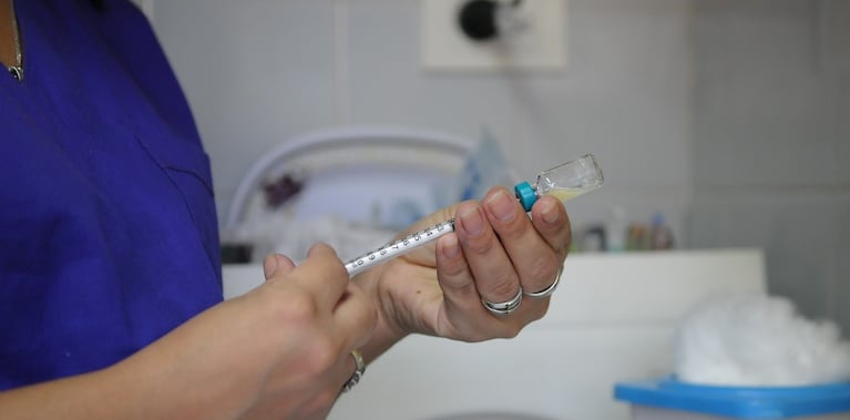 La modificación busca reducir la ventana de vulnerabilidad de los niños frente a enfermedades como el sarampión, la rubéola y la parotiditis.