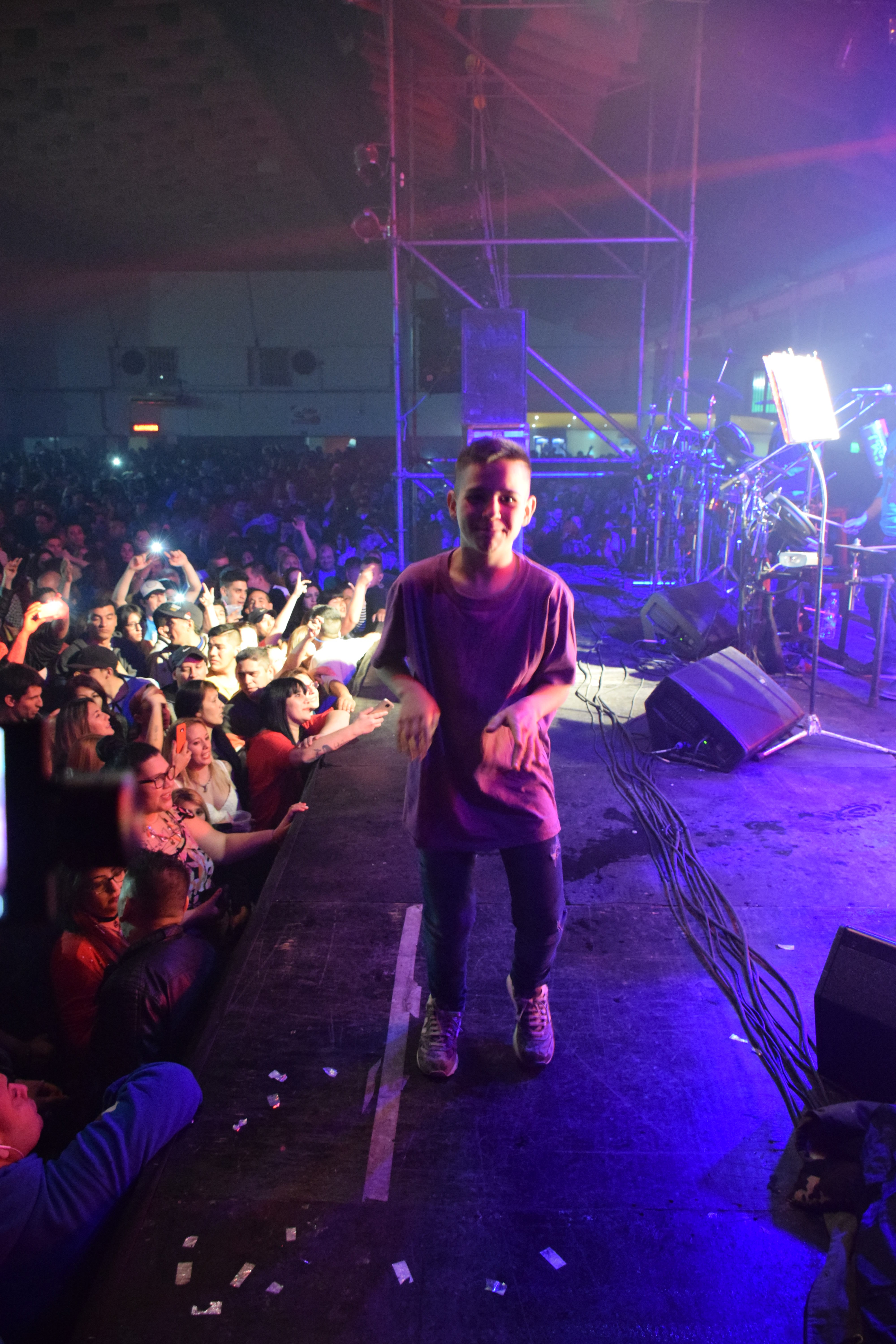 La Mona festejó el día del niño con unos bailarines especiales. Foto: ElDoce.tv/Dahy Terradas