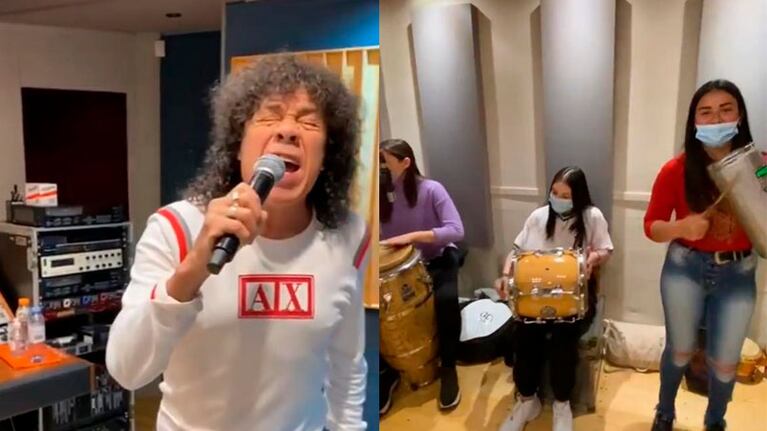 La Mona incorporó a tres mujeres en su orquesta.