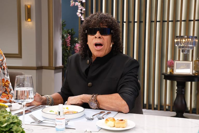 La Mona Jiménez en Almorzando con Juana.