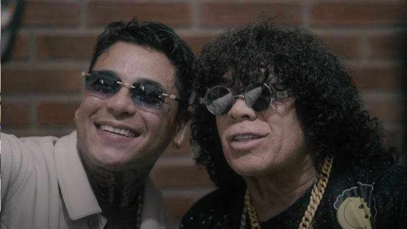 La Mona Jiménez junto a Uriel Lozano en un nuevo videoclip.