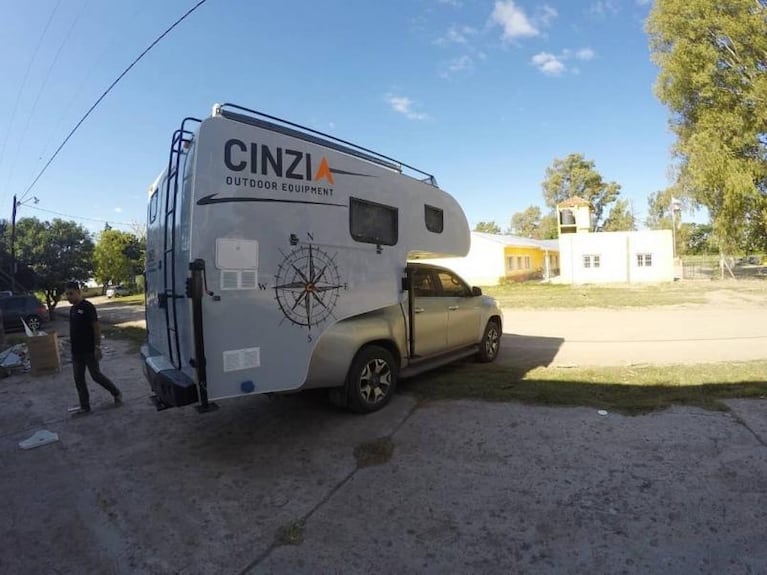 La Mona Jiménez se compró un motorhome 