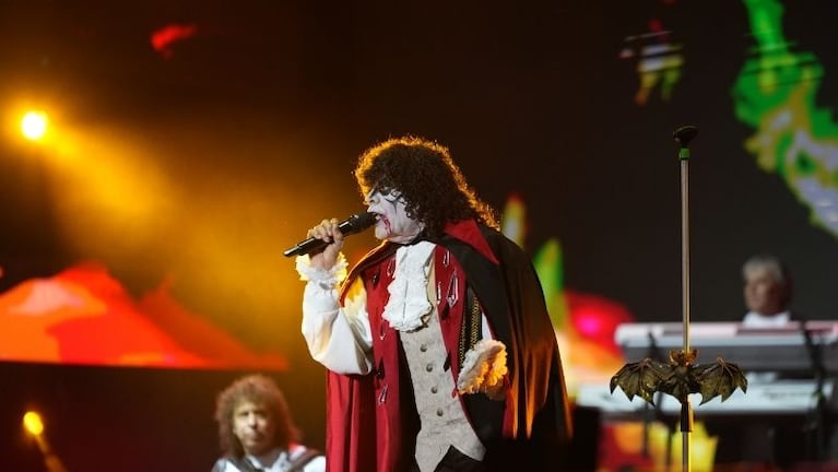 La Mona la rompió en una nueva edición de la Creepy Halloween.