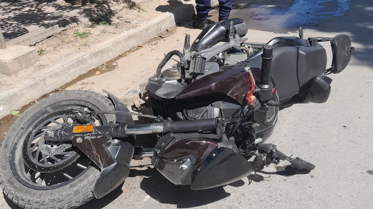 La moto de los delincuentes tenía pedido de secuestro.