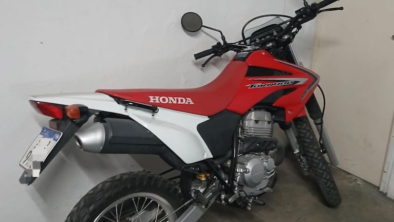 La moto Honda XR 250cc que querían robar los menores.