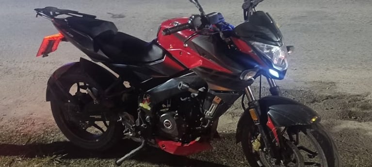 La moto que fue secuestrada durante el procedimiento.