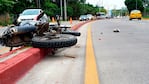 La moto quedó tirada en medio de la avenida Ricardo Rojas.