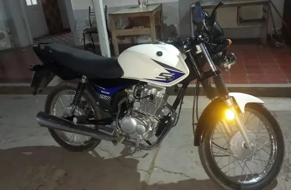 La moto robada es una Motomel S2 150cc.