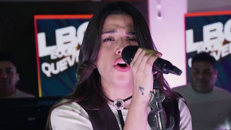 La Muela lanzó "Cómo olvidarte" con un video grabado desde Estudios Pira junto a La Banda de Carlitos.