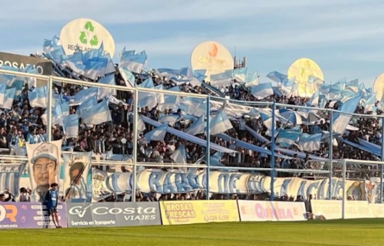 La muerte del hincha fue el domingo en pleno partido.