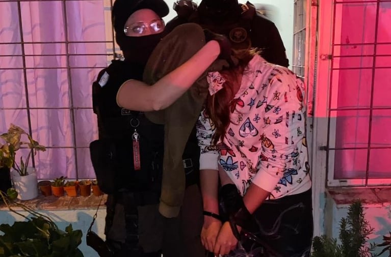 La mujer de 28 años vendía droga desde su casa.
