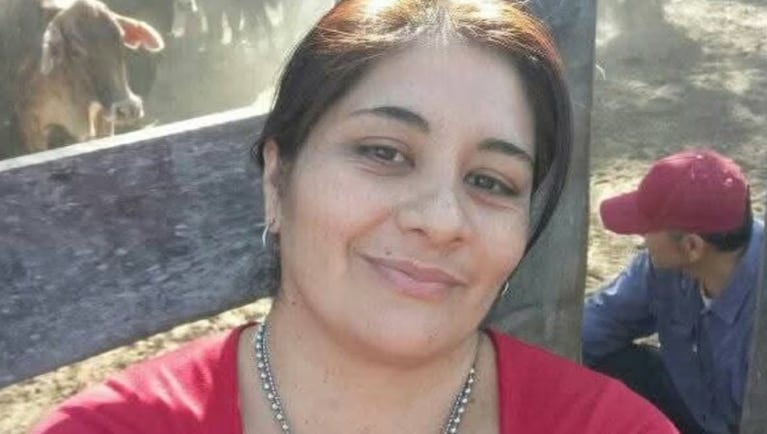 La mujer de 35 años fue asesinada por su hijo.