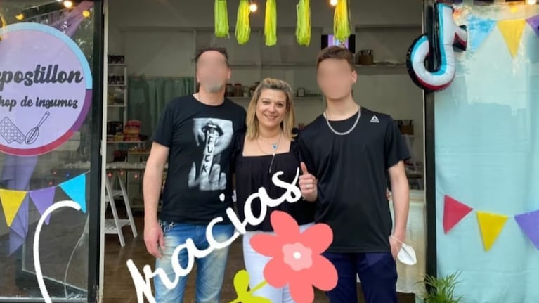 La mujer de 47 años fue baleada dentro del local.