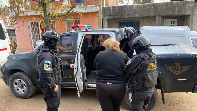 La mujer detenida tenía antecedentes penales.