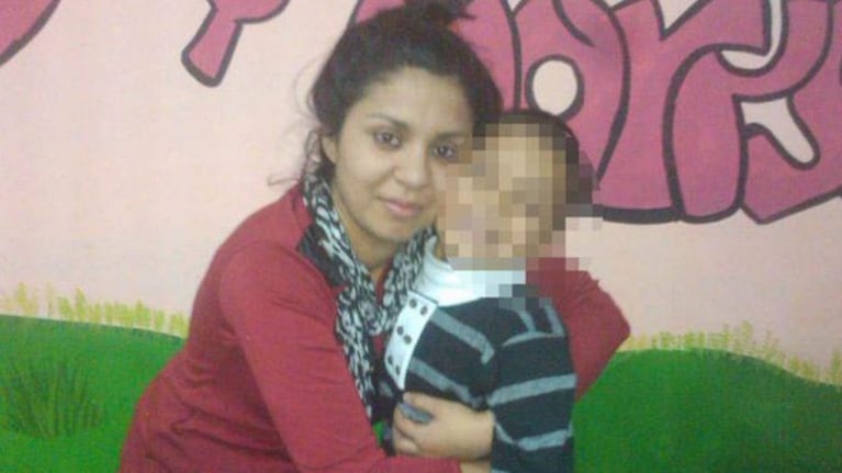 La mujer estaba con sus dos hijos cuando fue vista por última vez.
