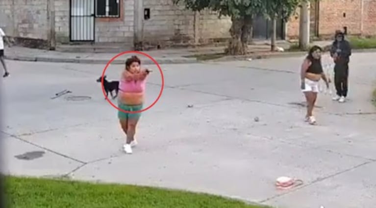 La mujer estaba siendo investigada por una causa caratulada abuso de armas.