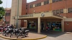 La mujer y sus tres hijos siguen internados en el Hospital de Niños por precaución.