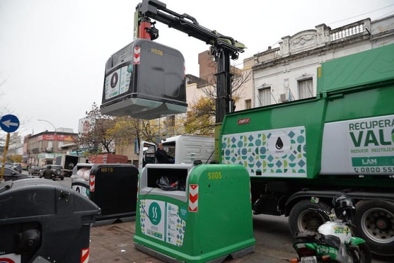 La Municipalidad instala nuevos contenedores con mayor capacidad en el área central